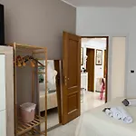 Casa D'aragona Apartman *